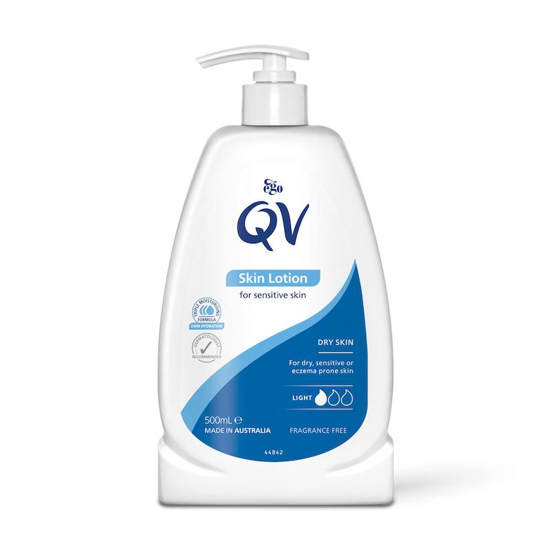 لوسیون بدن کیووی پوست حساس و اگزما مدل Light QV  QV Body Lotion for Sensitive Skin and Eczema Model Light
