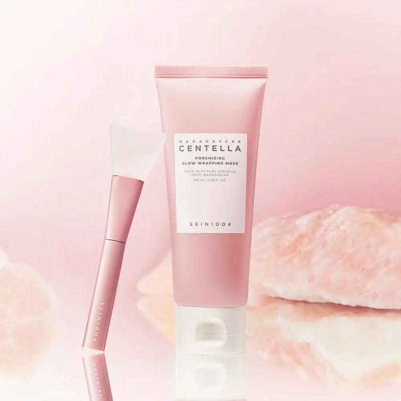 ماسک پیل‌آف درخشان‌کننده و جمع‌کننده منافذ سنتلا ۱۰۰۴  SKIN1004 Madagascar Centella Poremizing Glow Wrapping Mask
