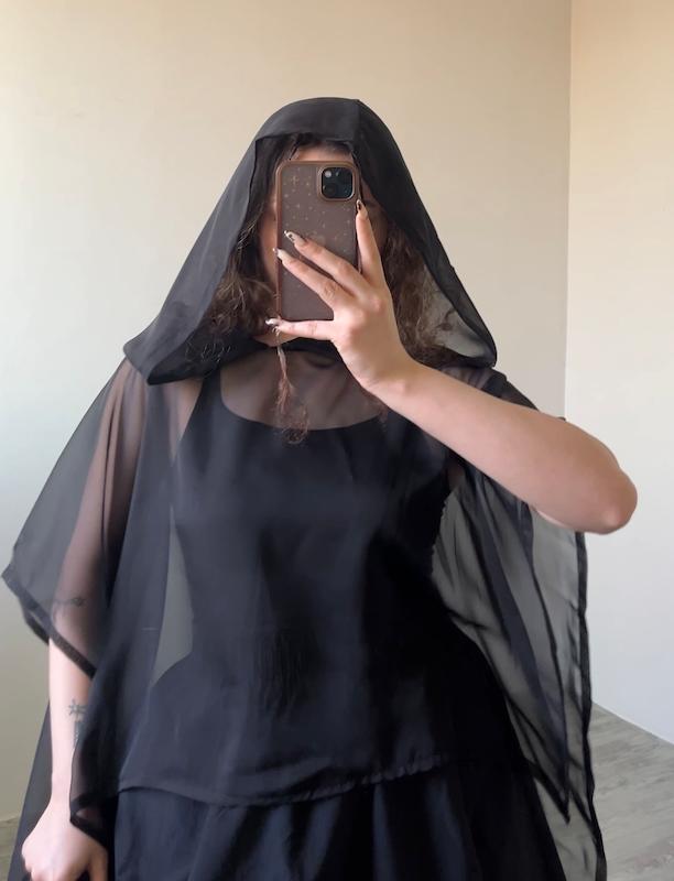 وست کلاهدار حریر