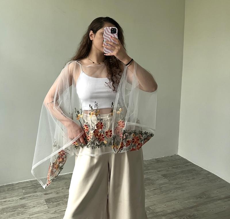 شومیز باغچه سفید