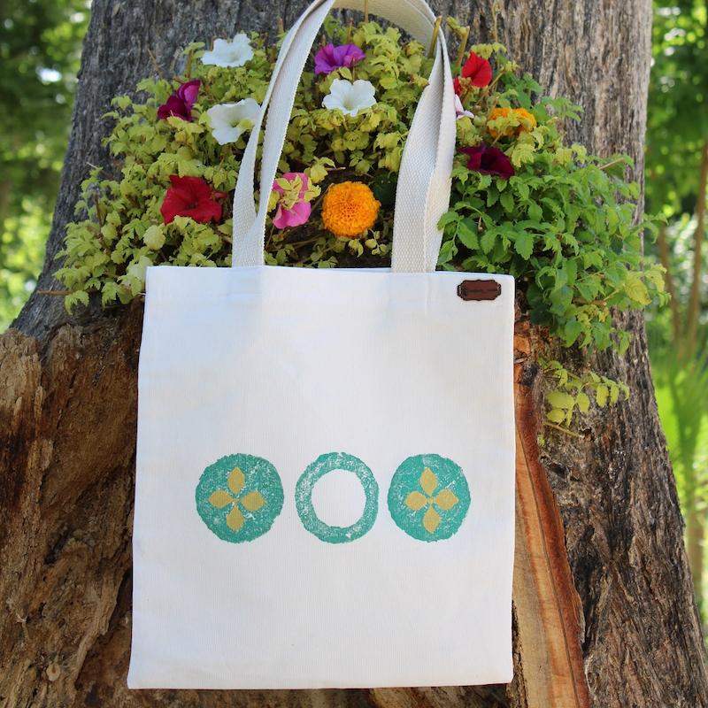 توت بگ  سه گانه