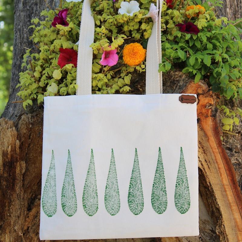 توت بگ طرح سرو ها