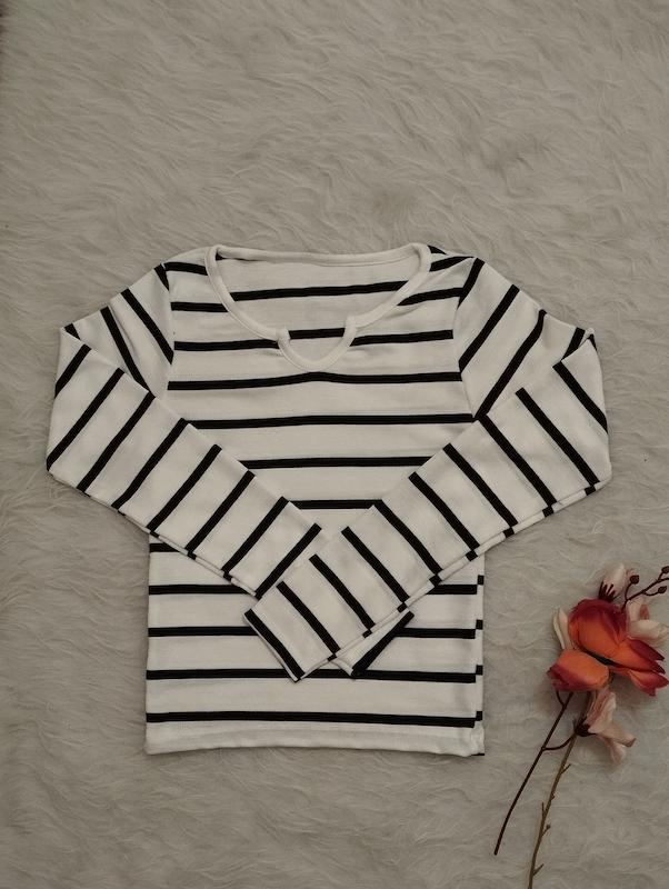 بلوز راه راه یقه دلبری کد 4030114