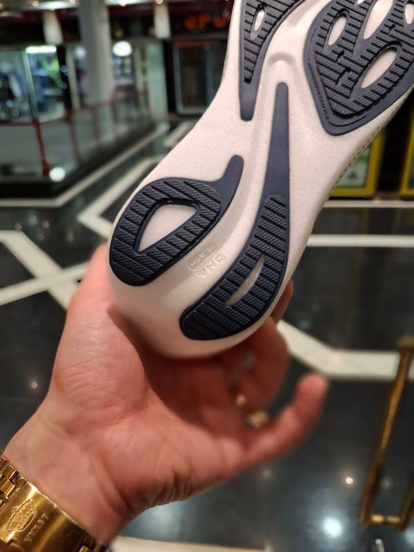 کتونی رانینگ بروکس هایپریون مکس HYPERION MAX