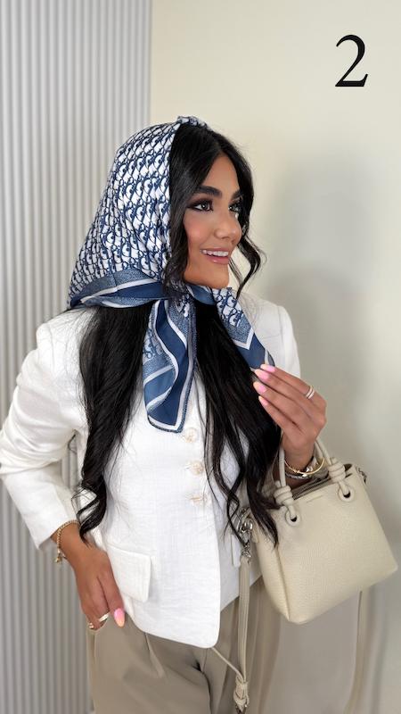 مینی اسکارف