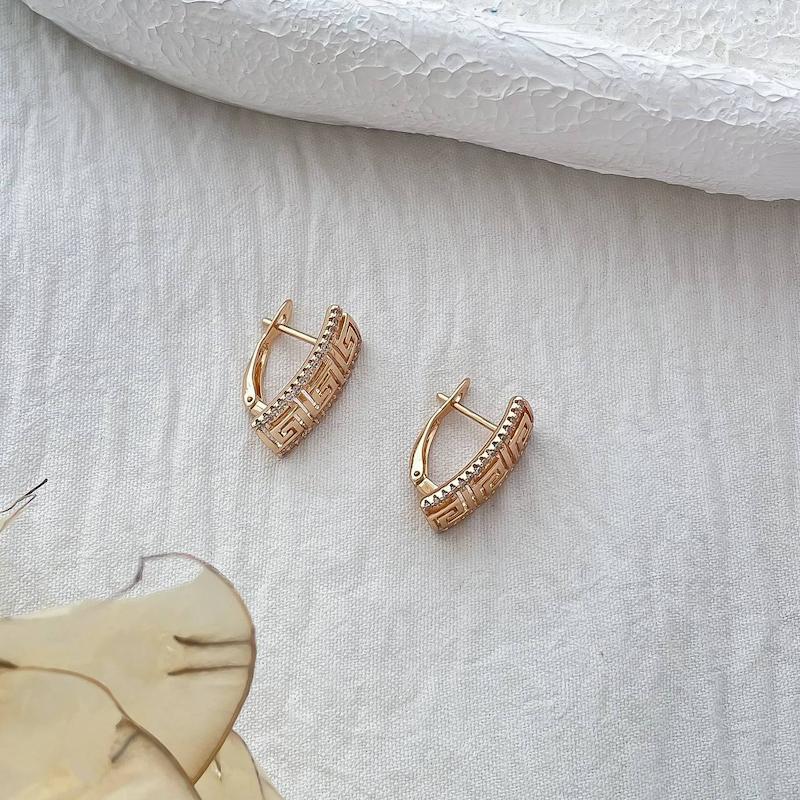 گوشواره کلیپسی ورساچ نگیندار ژوپینگ