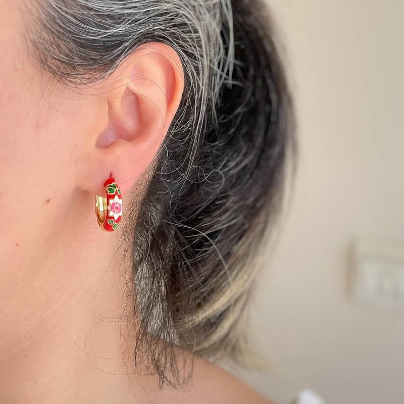 گوشواره حلقه ای میناکاری قرمز استیل