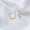 گوشواره مربع نگیندار ژوپینگ