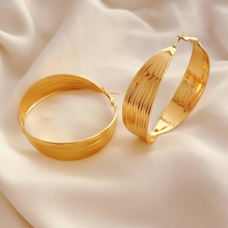گوشواره حلقه‌ای نگارین طرح زارا 9