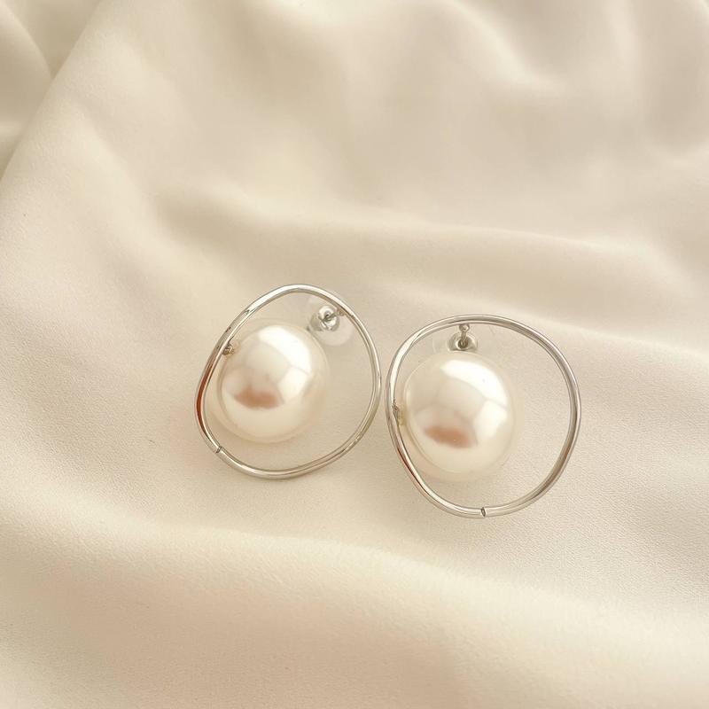 گوشواره حلقه‌ای مرواریدنما طرح زارا 3