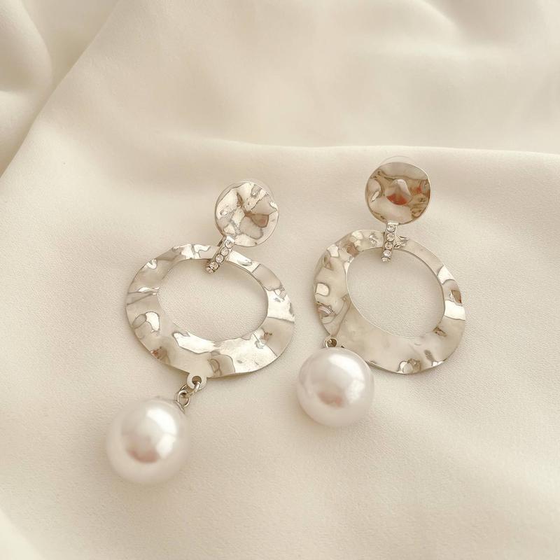 گوشواره حلقه‌ای نگین‌ مهر طرح زارا 1