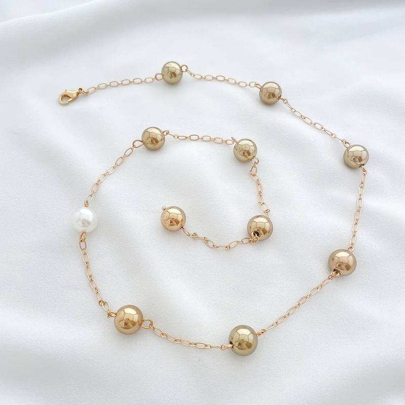 گردنبند پینترستی مدل گوی‌ و مروارید