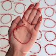 Red String  سنگ حدید