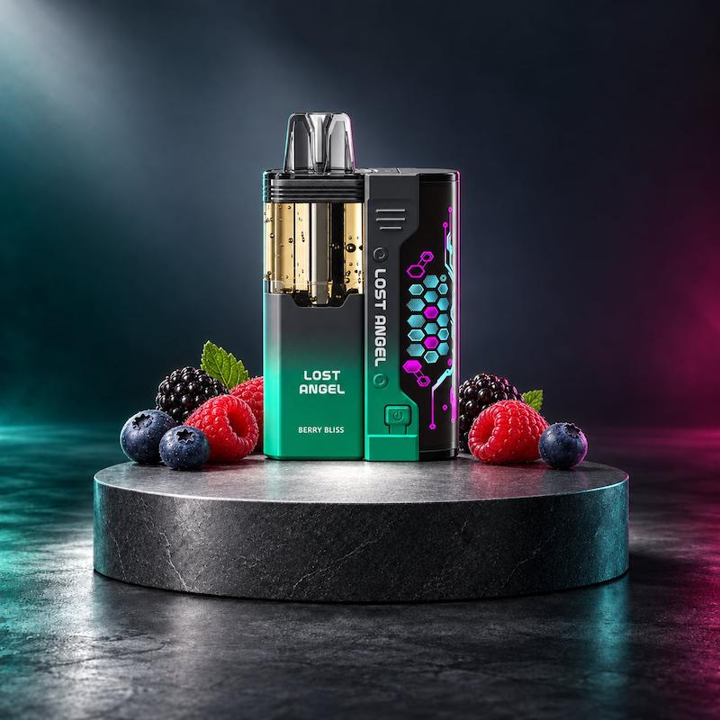 پاد یکبار مصرف لاست انجل ۵۰۰۰۰ میکس تمشک Berry Bliss روی استند کنار میوه‌های بری