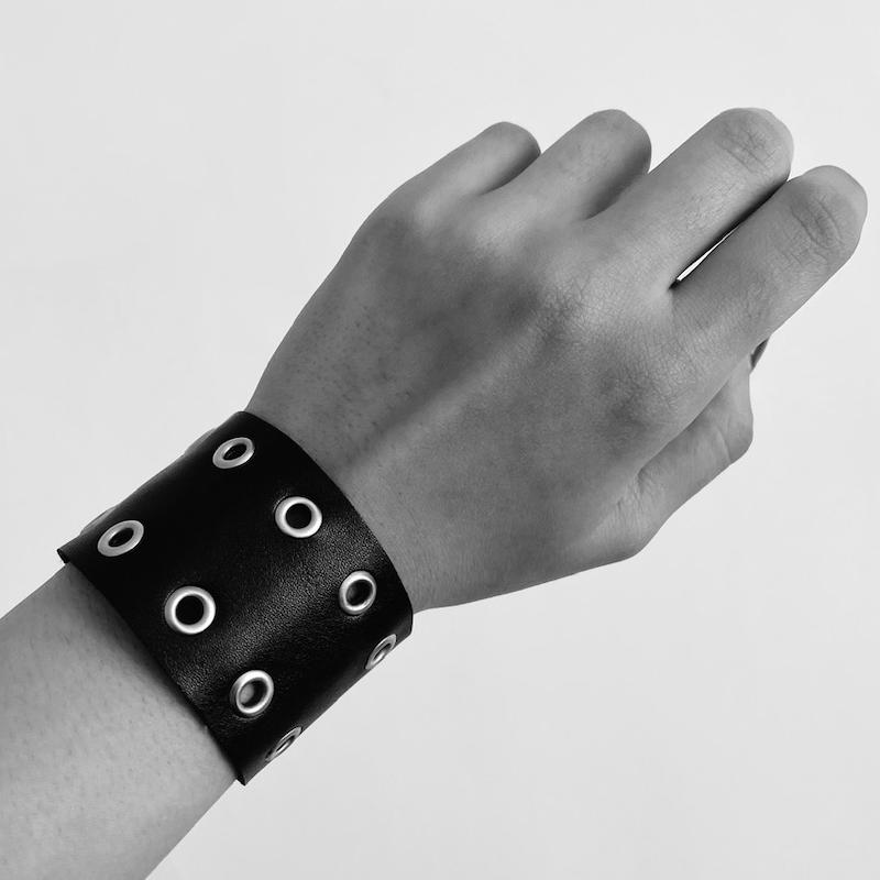 دستبند پرچ دولاین