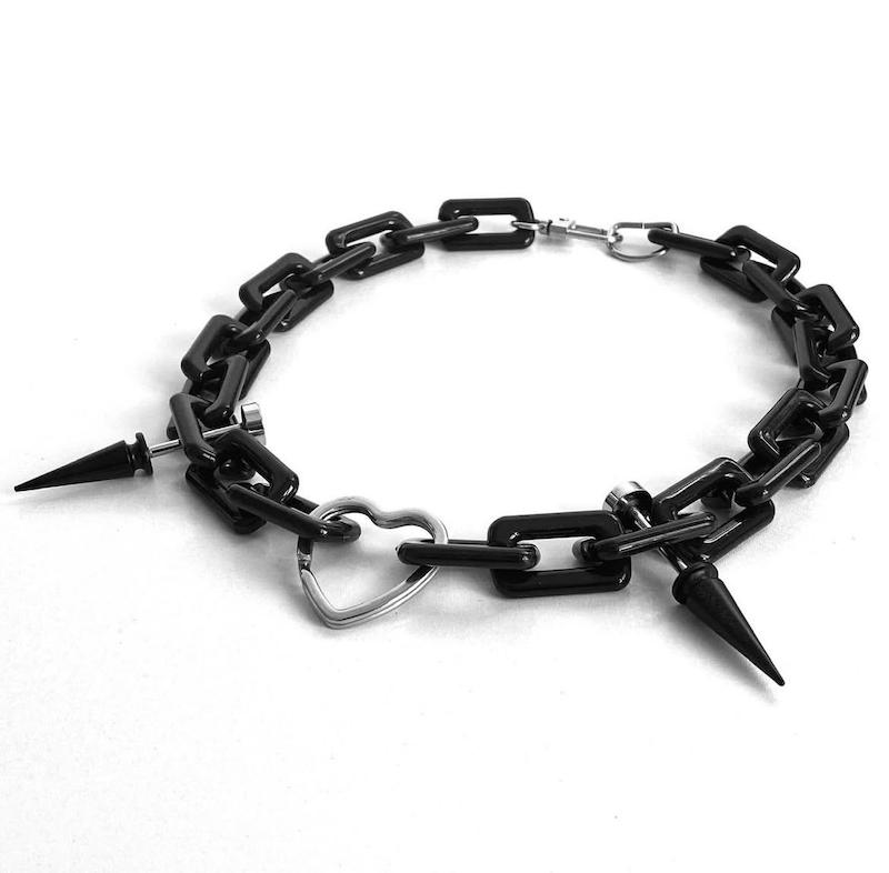 زنجیر قلبی اسپایکی