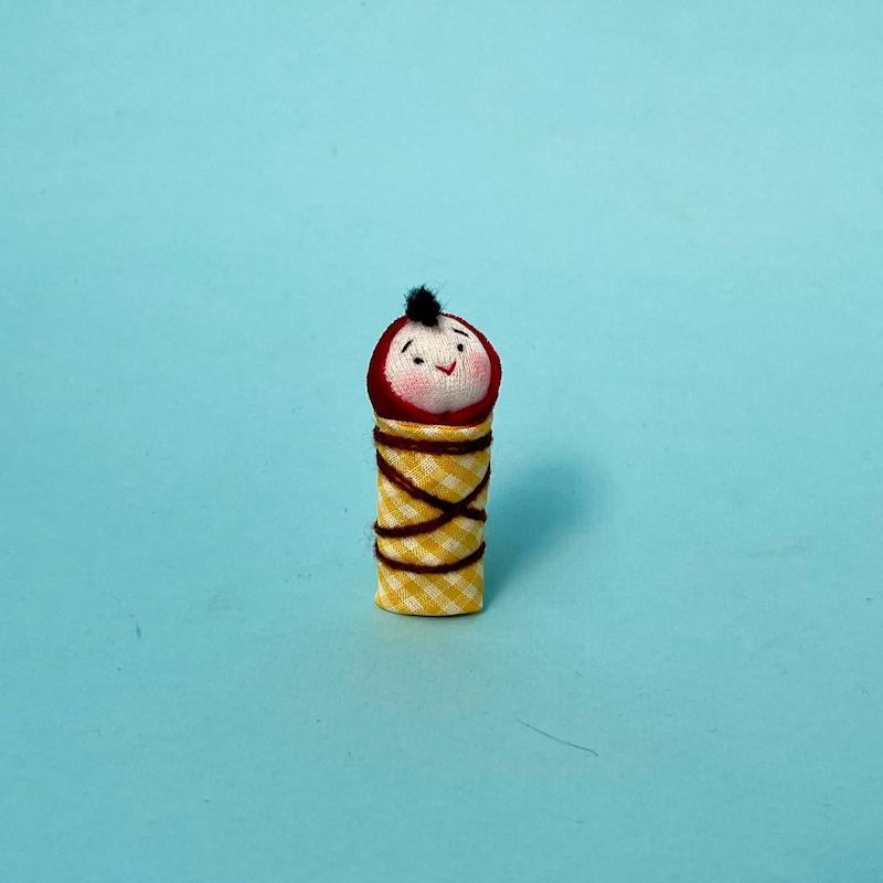 سنجاق سینه نی‌نی