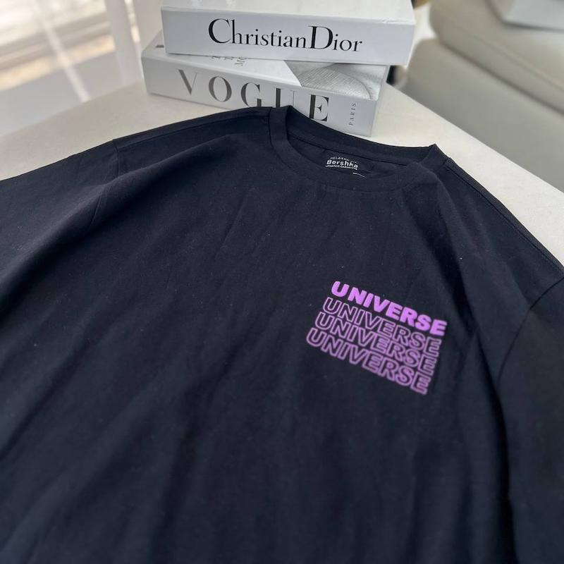 تیشرت چاپی bershka طرح سیاره