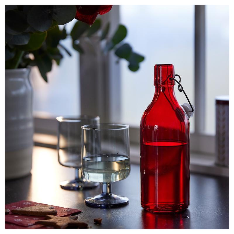 بطری شیشه ای قرمز با درپوش ایکیا مدل VINTERFINT