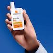 ضد آفتاب لاروش پوزای مدل Invisible Fluid SPF50 حجم ۵۰ میلی لیتر