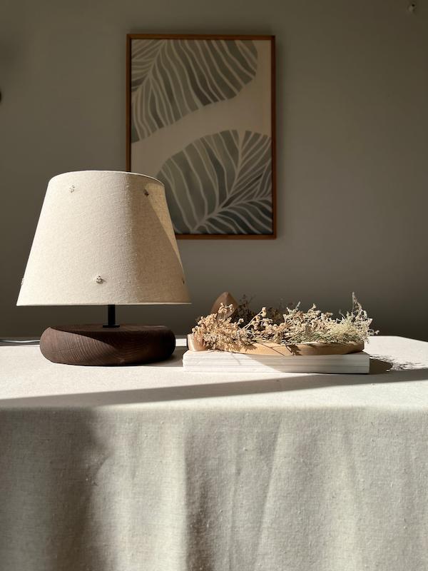 آباژور رومیزی -شید گلدوزی