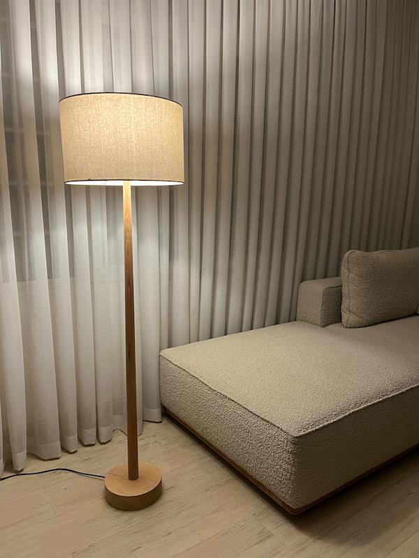 آباژور پایه بلند