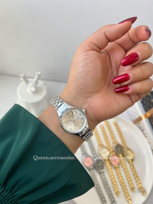 ساعت طرح سه موتوره هانگری