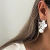 گوشواره گل مرواریدی کد ۶۰۳