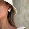 گوشواره استیل میخی قلب صدفی 