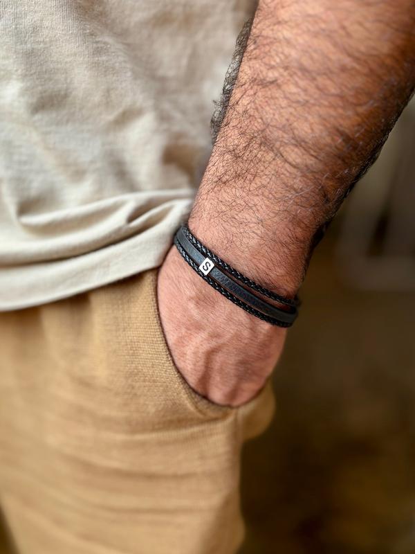 دستبند چرم ۳ تیکه و تک حرف