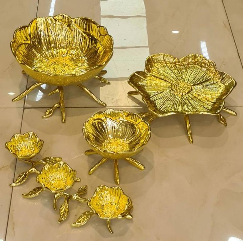 سرویس پذیرایی لوتوس 