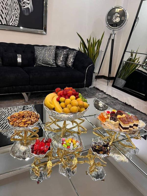 سرویس پذیرایی لوتوس 