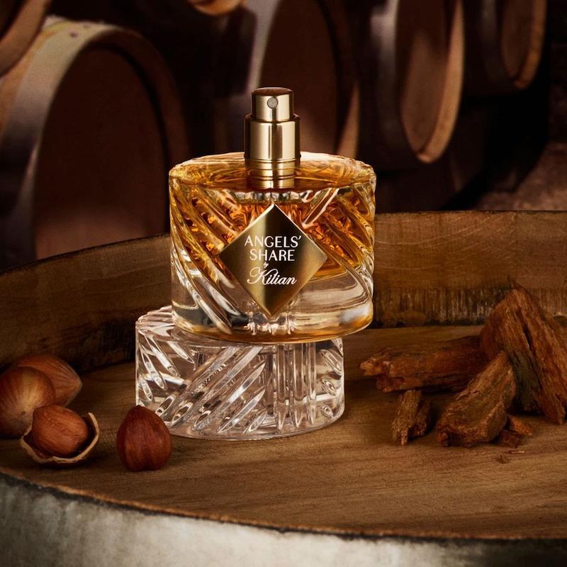 عطر آنجلز شیر زنانه، آنجلز شیر، آنجلز شیر، عطر ادکلن آنجلز شیر زنانه، ادکلن آنجلز شیر، عطر آنیس، عطر انیس، انیس پرفیوم، آنجلز شیر زنانه، ادکلن آنجلز شیر زنانه، عطر آنجلز شیر، عطر آنجلز شیر زنانه اورجینال، آنجلز شیر، عطر آنجلز شیر