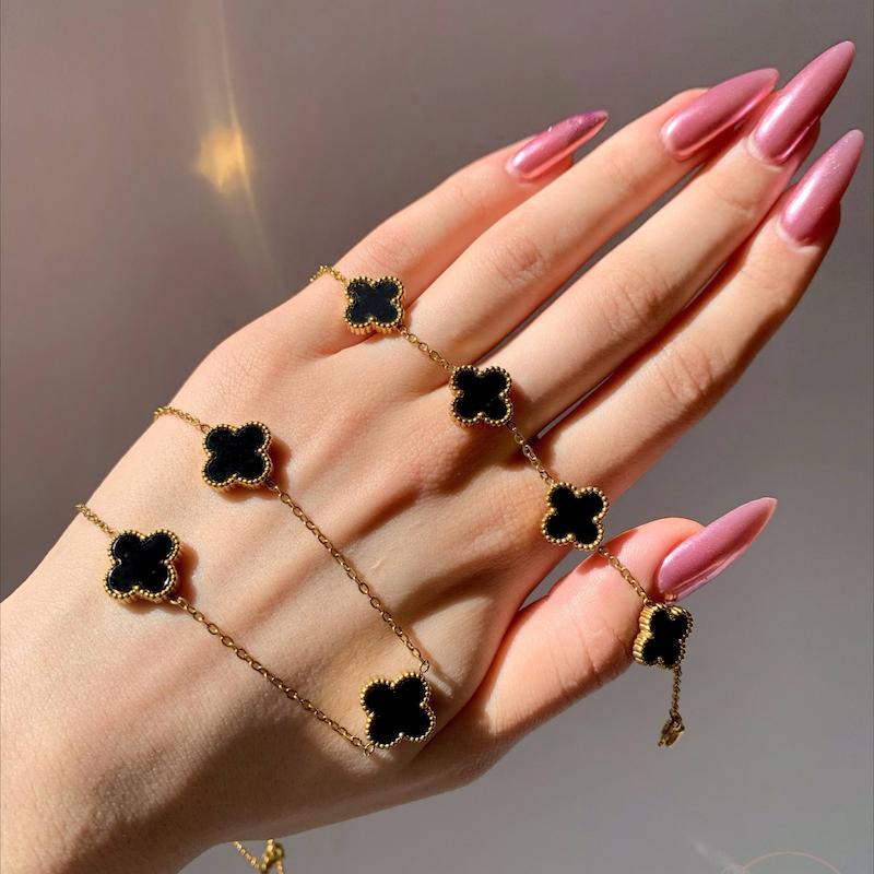 دستبند ونکلیف✨♠️