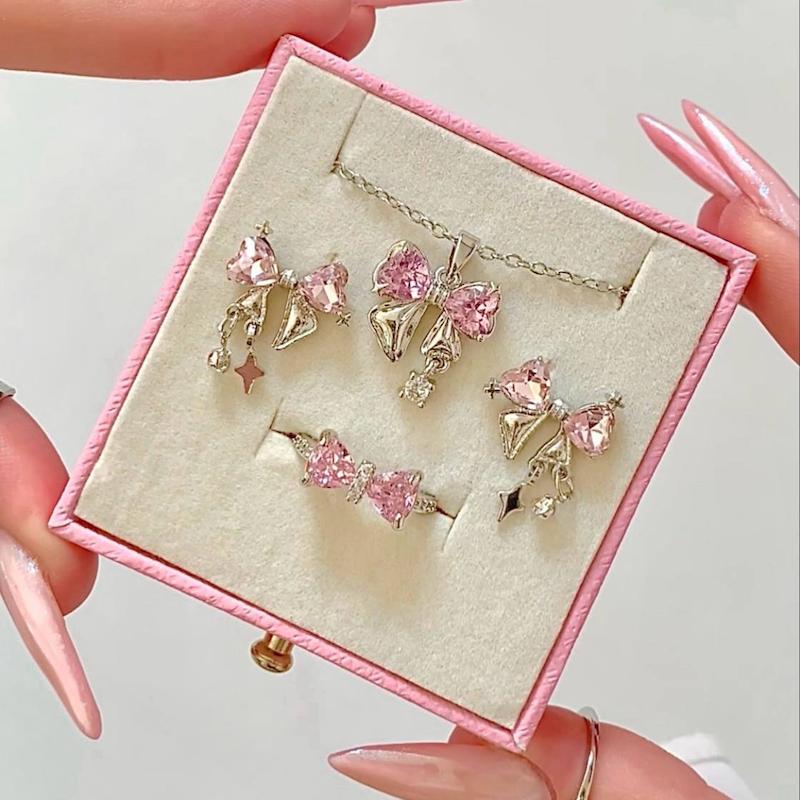 ست پاپیون صورتی(امکان تهیه جداگانه) 🎀
