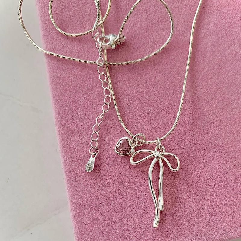 گردنبند پاپیون آبکاری نقره🎀