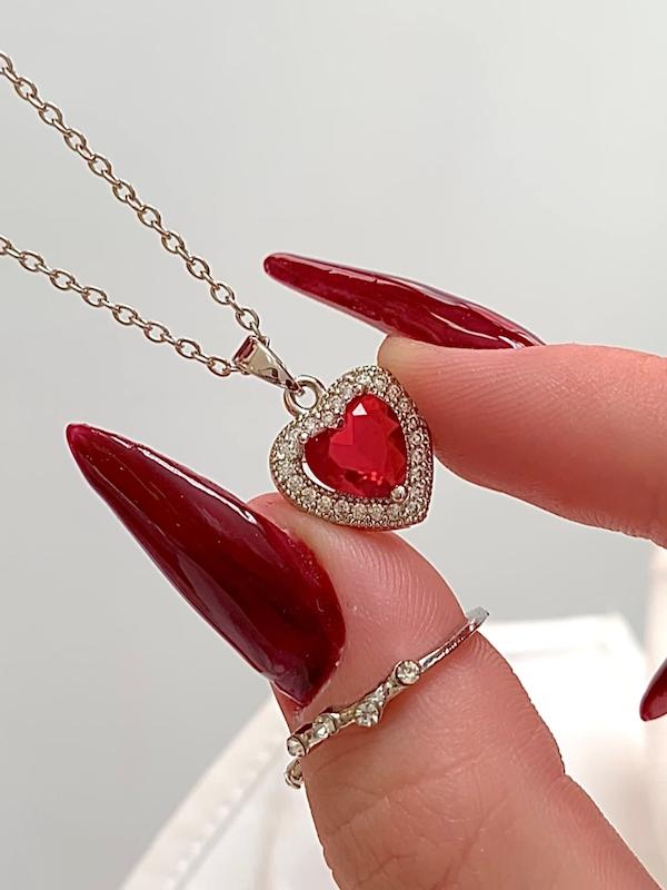 کالکشن گردنبندهای قرمز♥️