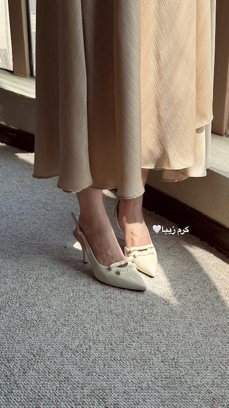 کفش AR خامه ای 