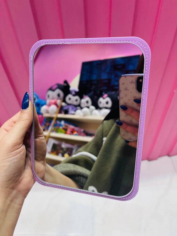 آینه رومیزی