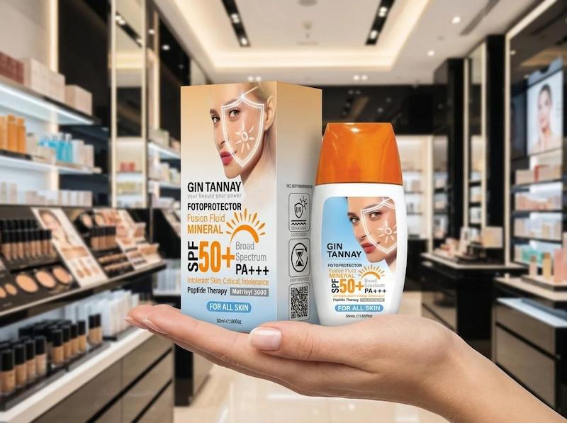 کرم ضد آفتاب بی رنگ SPF50