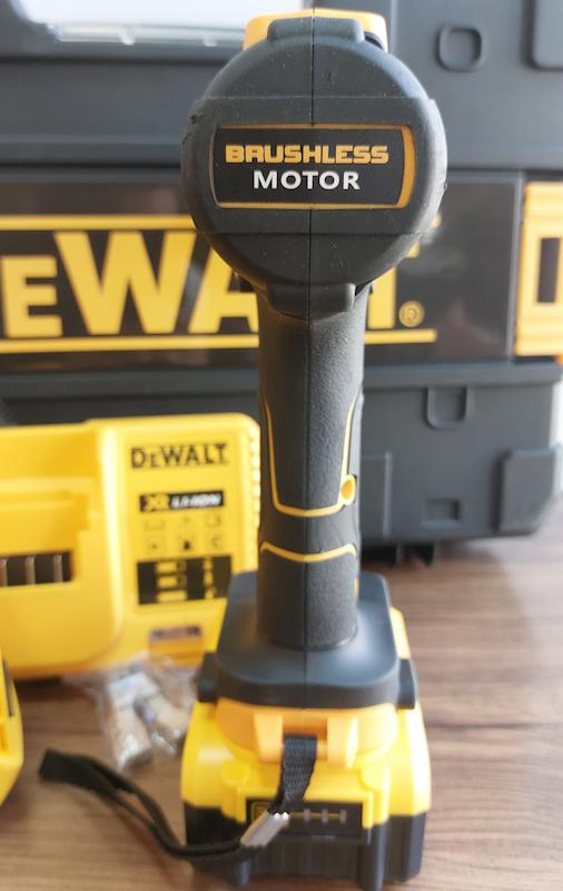 دریل پیچ گوشتی شارژی DEWALT UDD103