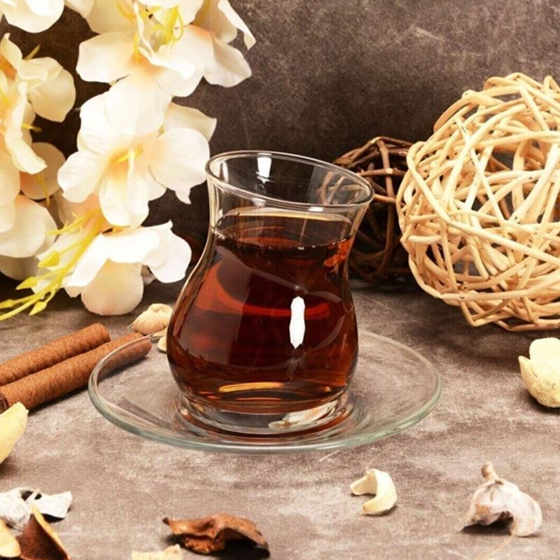 استکان نعلبکی کج