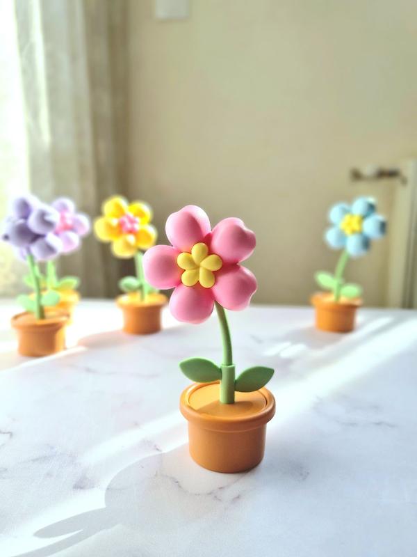 چراغ خواب و دکوری گل