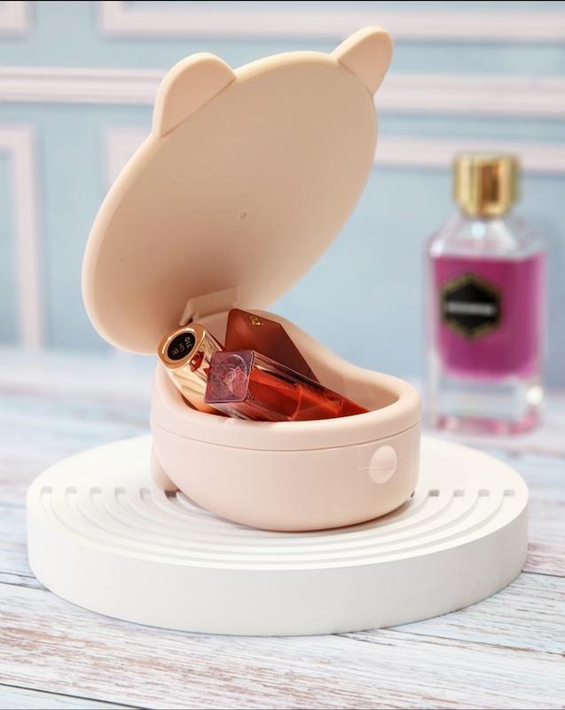 آینه و باکس آرایشی