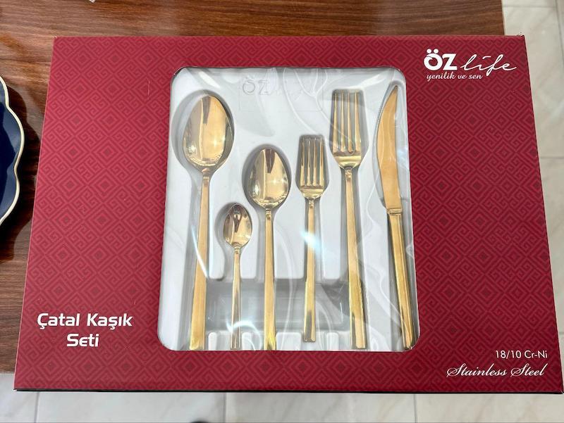 سرويس قاشق چنگال ٣٣پارچه OZLIFE طلايي