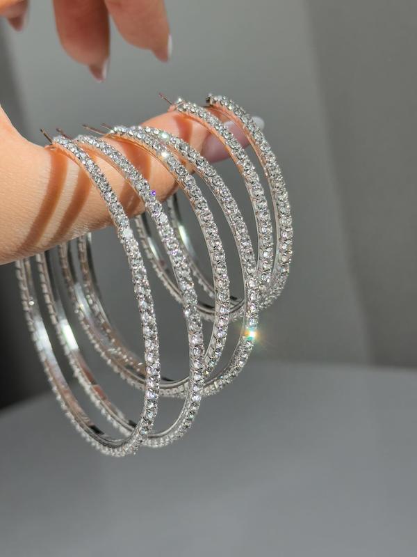 گوشواره حلقه ای نگینی✨