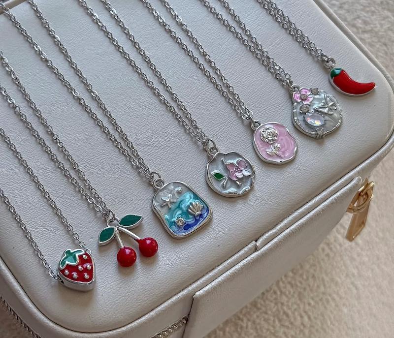 گردنبند🌶️🍓
