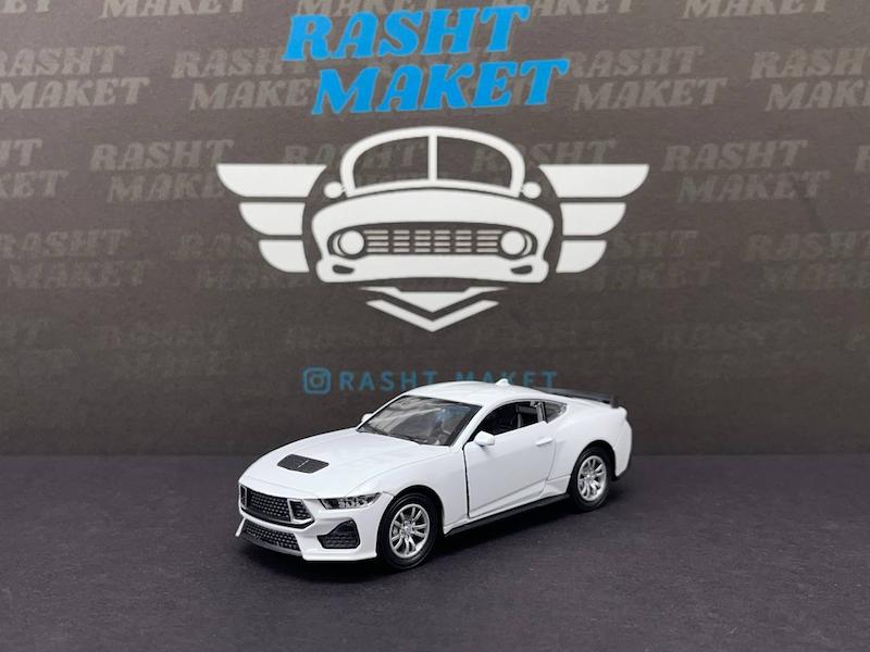 Ford Mustang Dark Horse