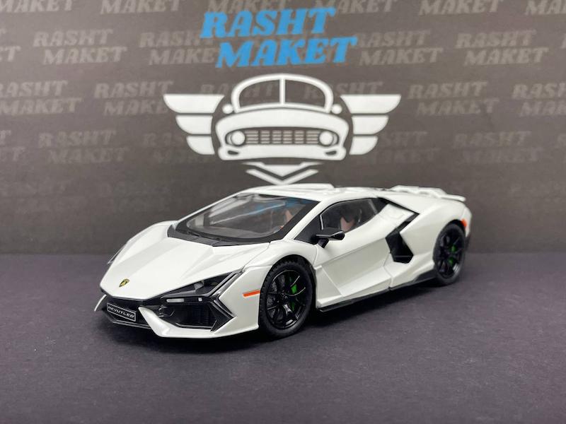 Lamborghini Revuelto