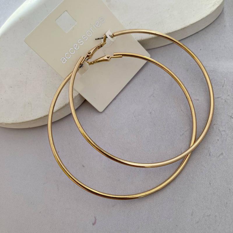 گوشواره حلقه‌ای سایز بزرگ